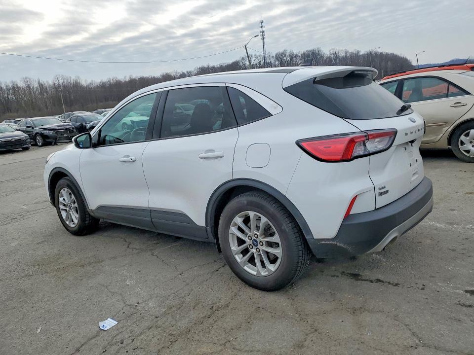 2021 Ford Escape se