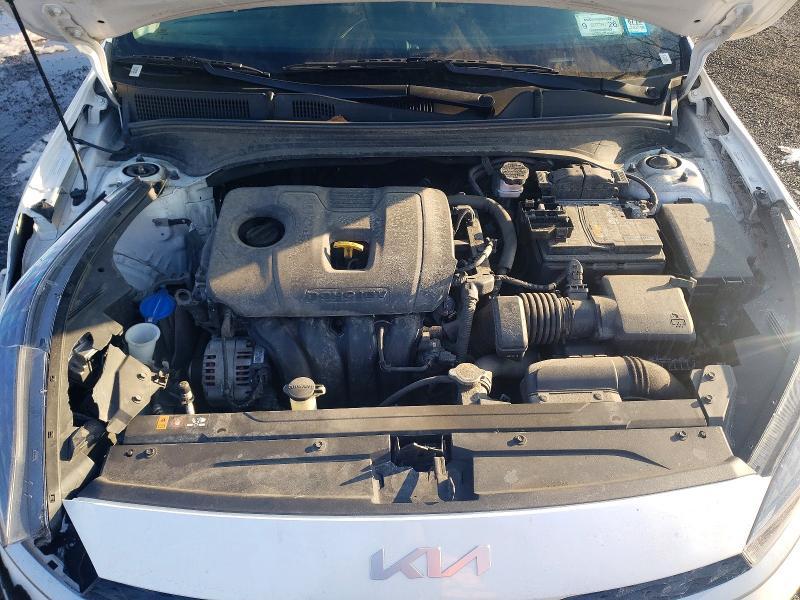 2023 KIA Forte lxs