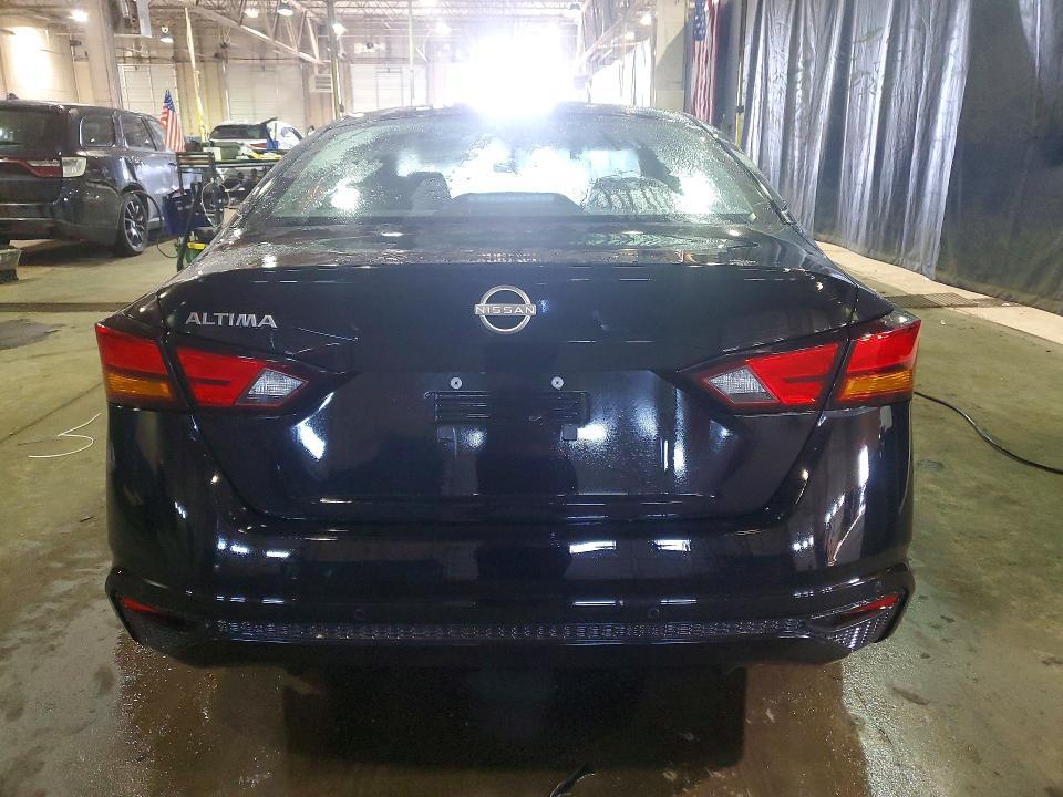 2025 Nissan Altima 2.5 sv