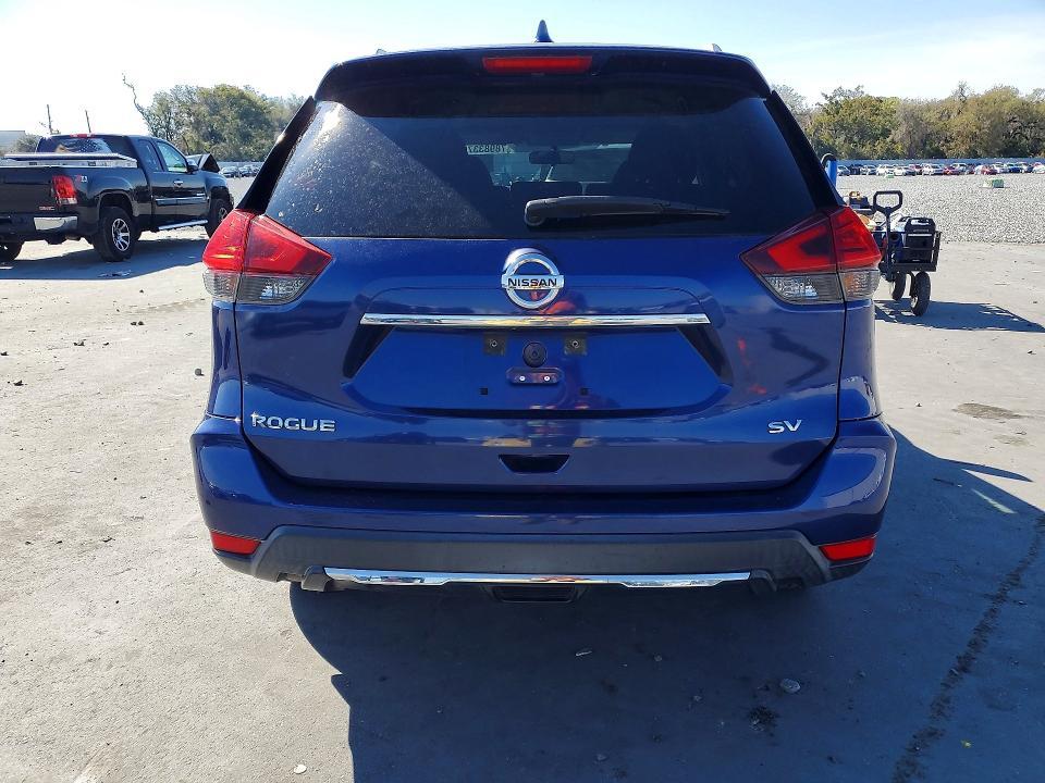 2017 Nissan Rogue sv
