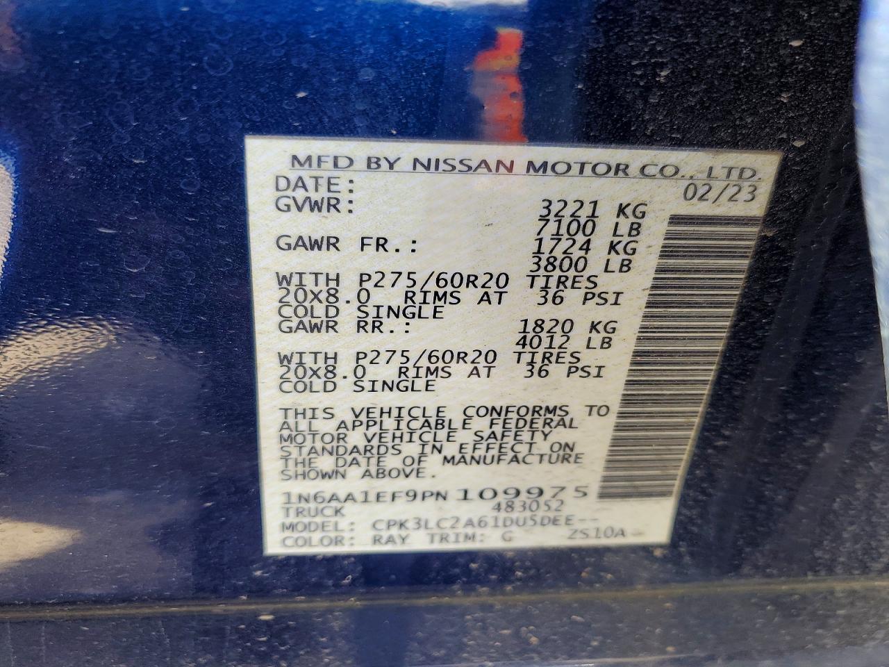 2023 Nissan Titan SV