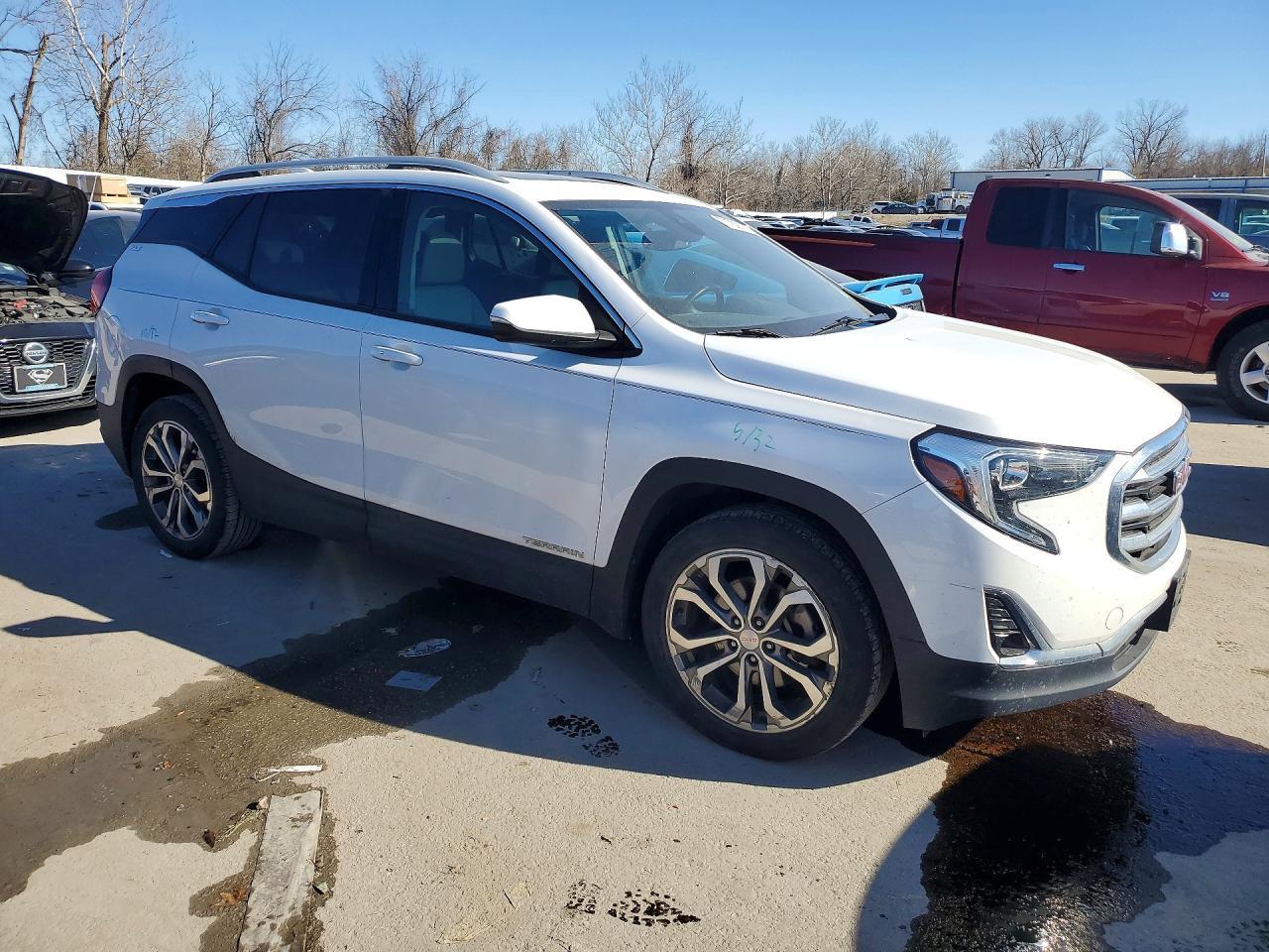 2020 GMC Terrain slt