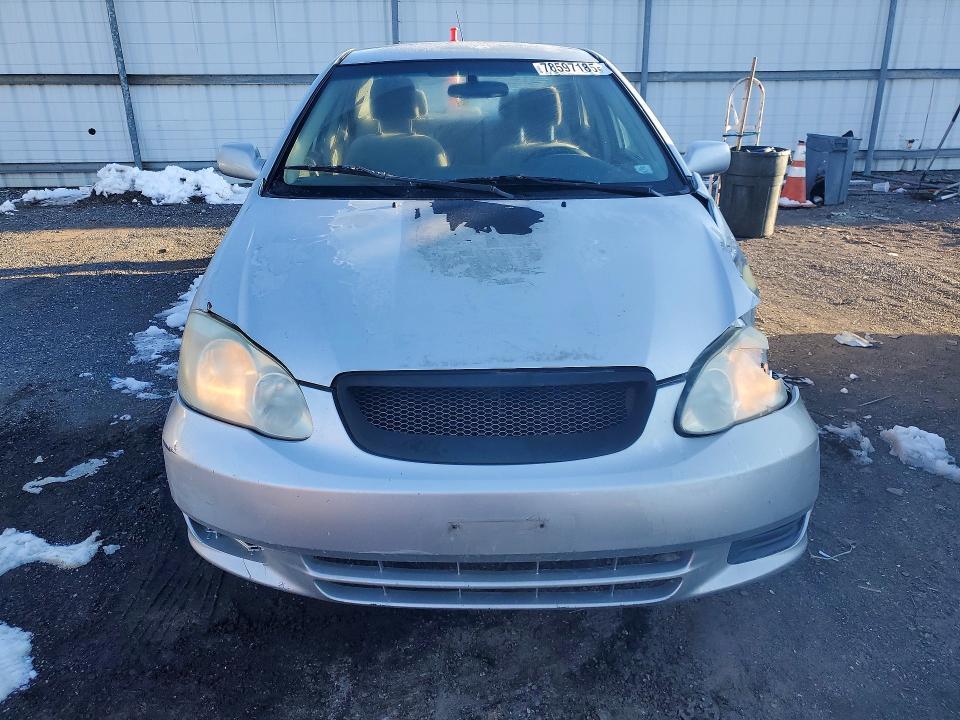 2004 Toyota Corolla le