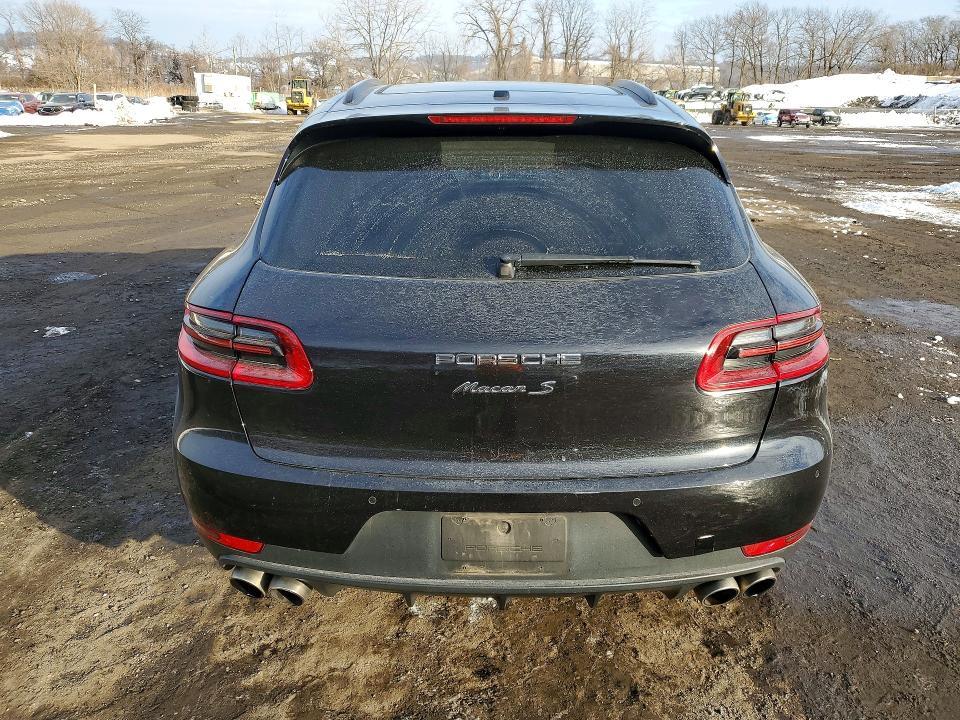 2015 Porsche Macan s