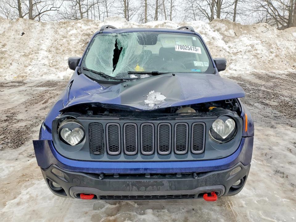 2016 Jeep Renegade Trailhawk