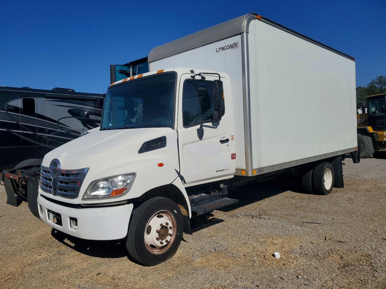 2006 Hino 185 BOX Truck