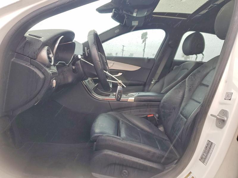 2021 Mercedes-Benz C300