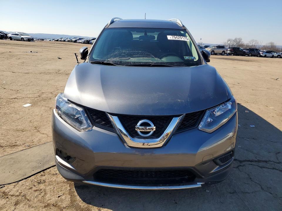 2015 Nissan Rogue sv