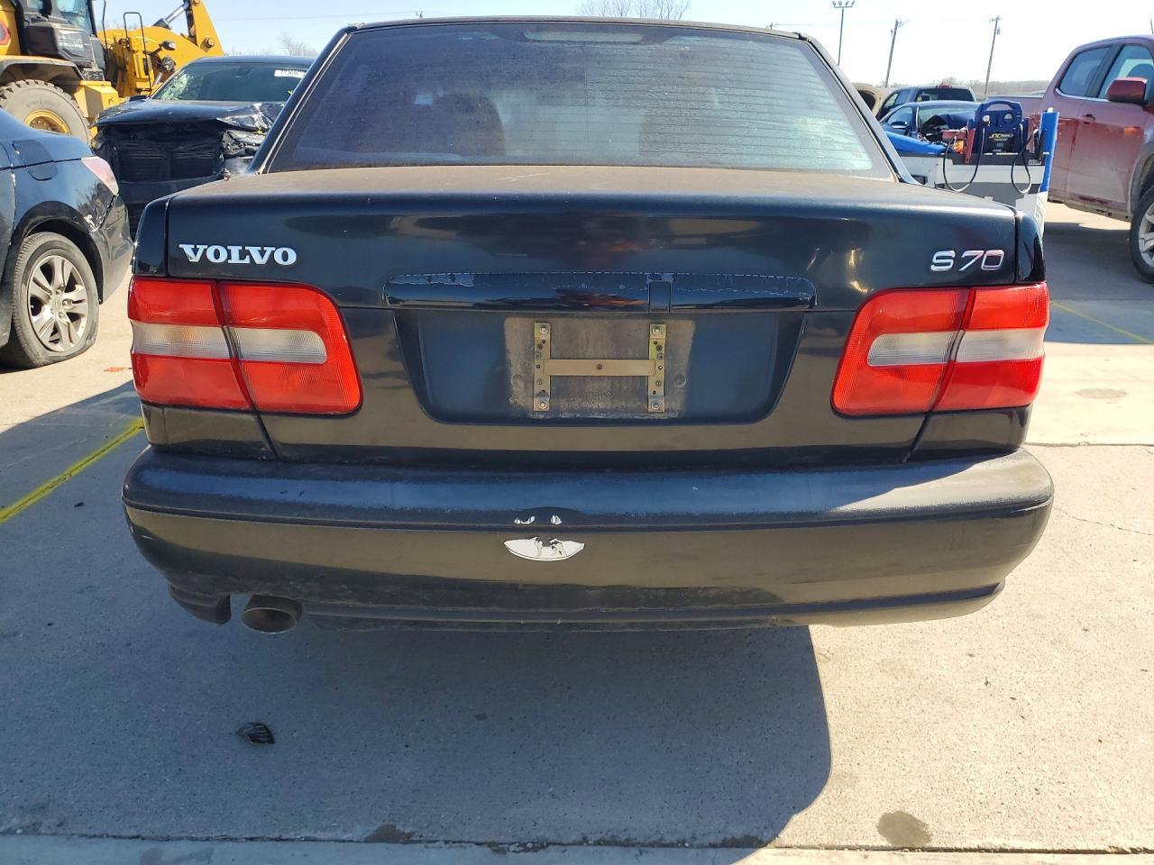 1998 Volv S70
