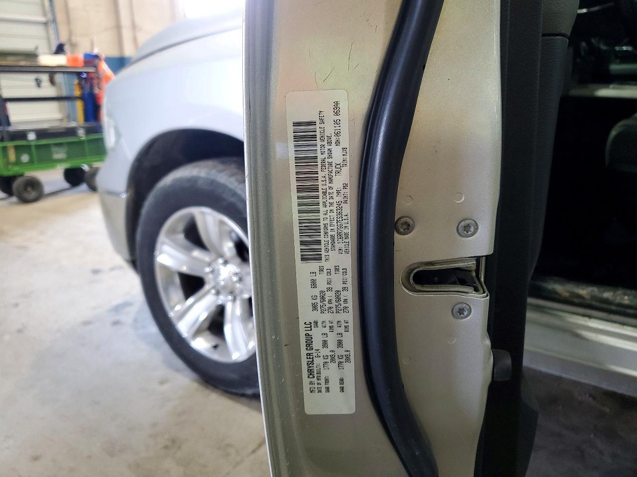2014 Dodge RAM 1500 SLT