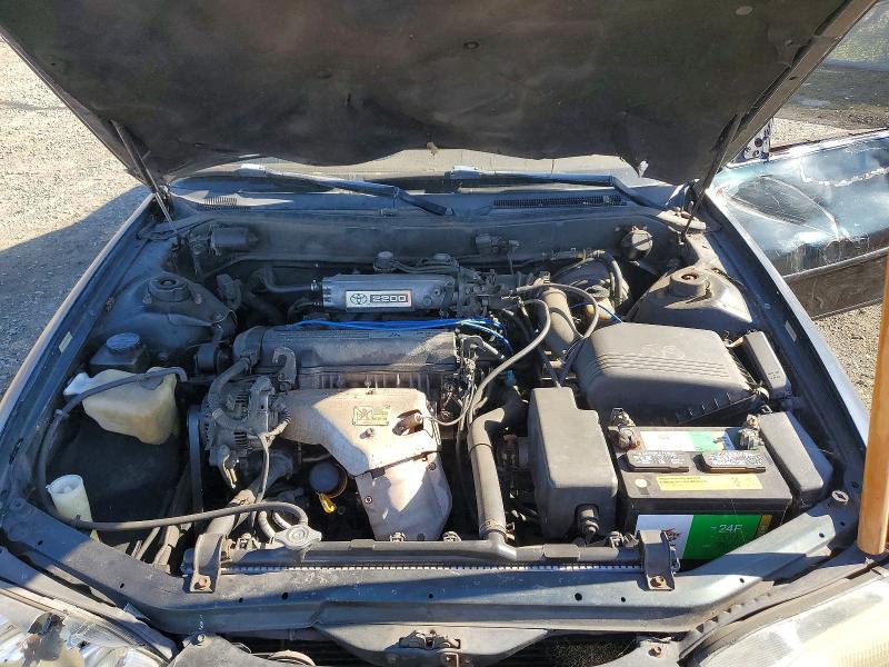 1995 Toyota Camry le