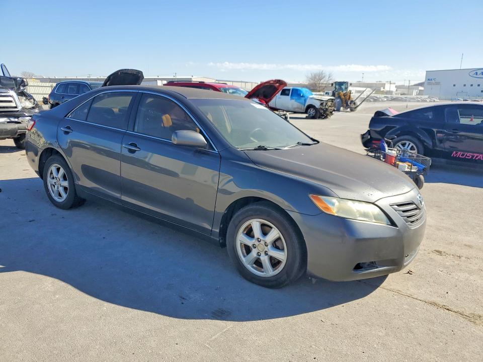 2009 Toyota Camry le