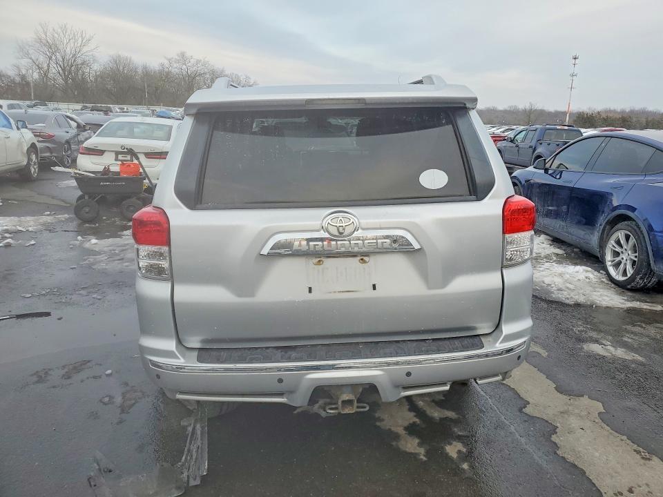 2011 Toyota 4runner SR5