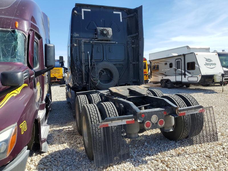 2023 Freigliner 2023 Freightliner Cascadia 126 Semi Truck