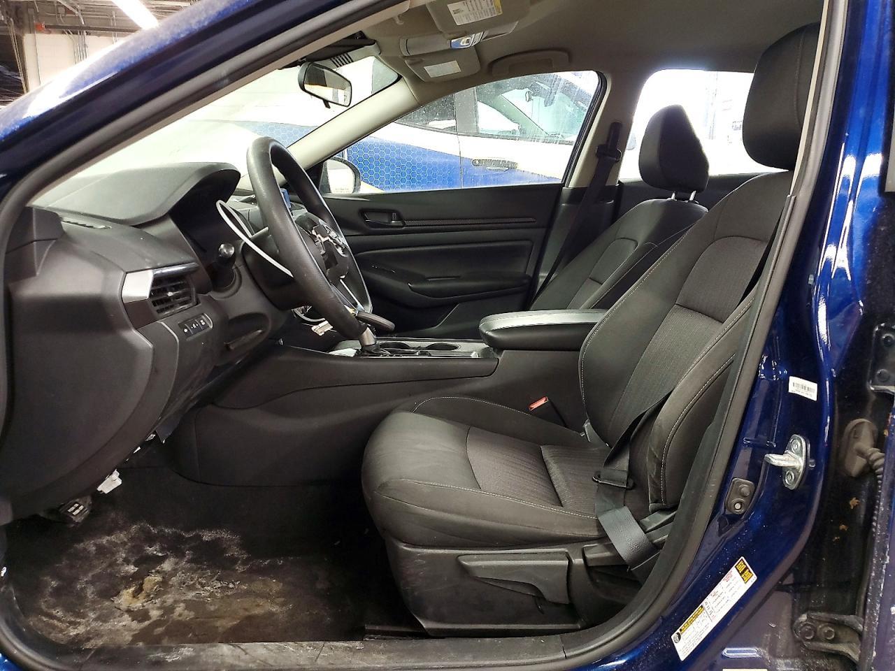 2023 Nissan Altima s
