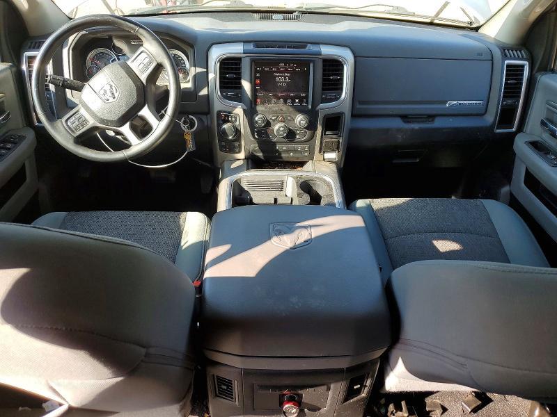 2016 Dodge Ram 1500 slt