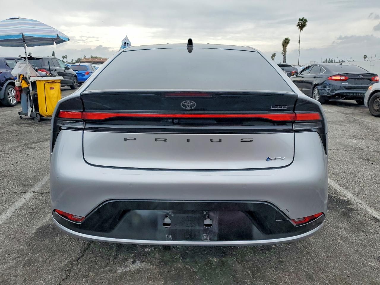 2024 Toyota Prius le