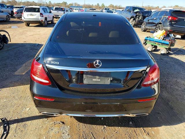 2017 Mercedes-Benz E 300