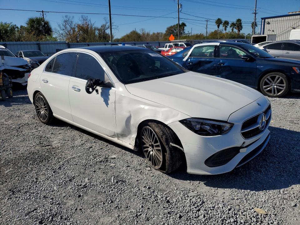 2022 Mercedes-Benz C300