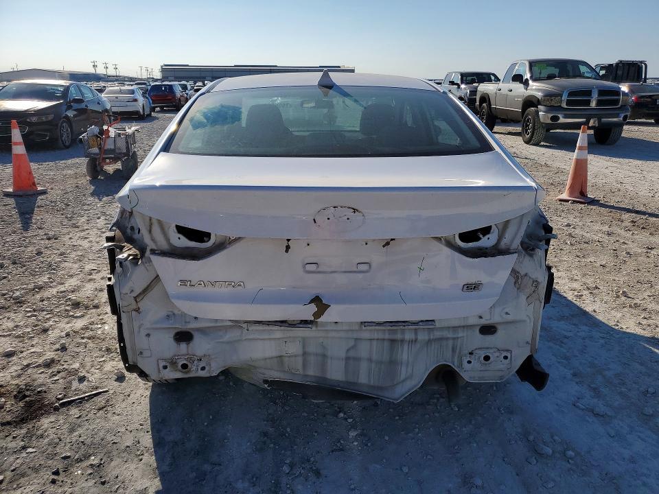 2017 Hyundai Elantra se