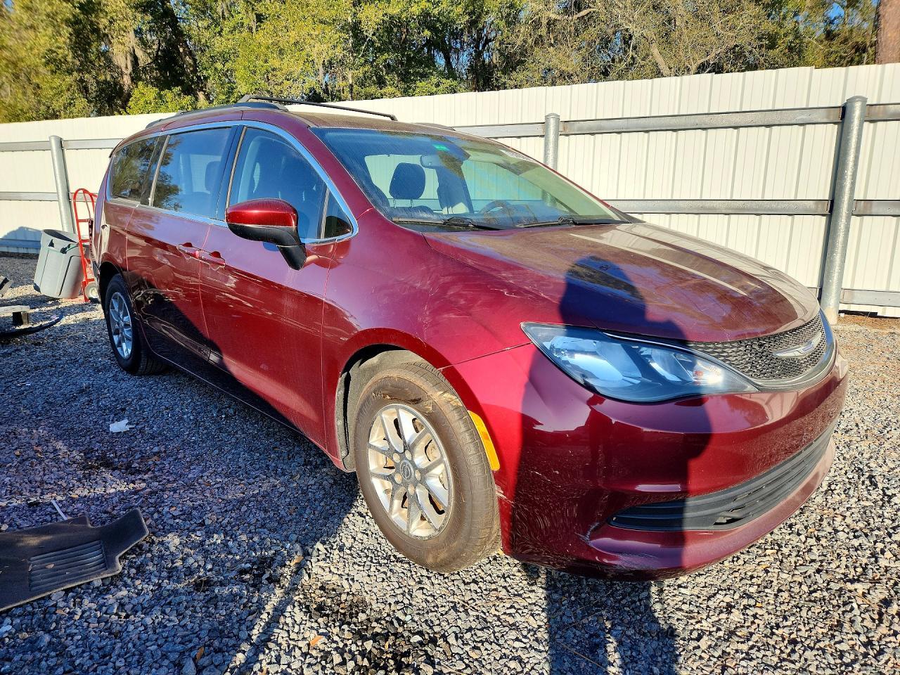 2020 Chrysler Voyager lxi