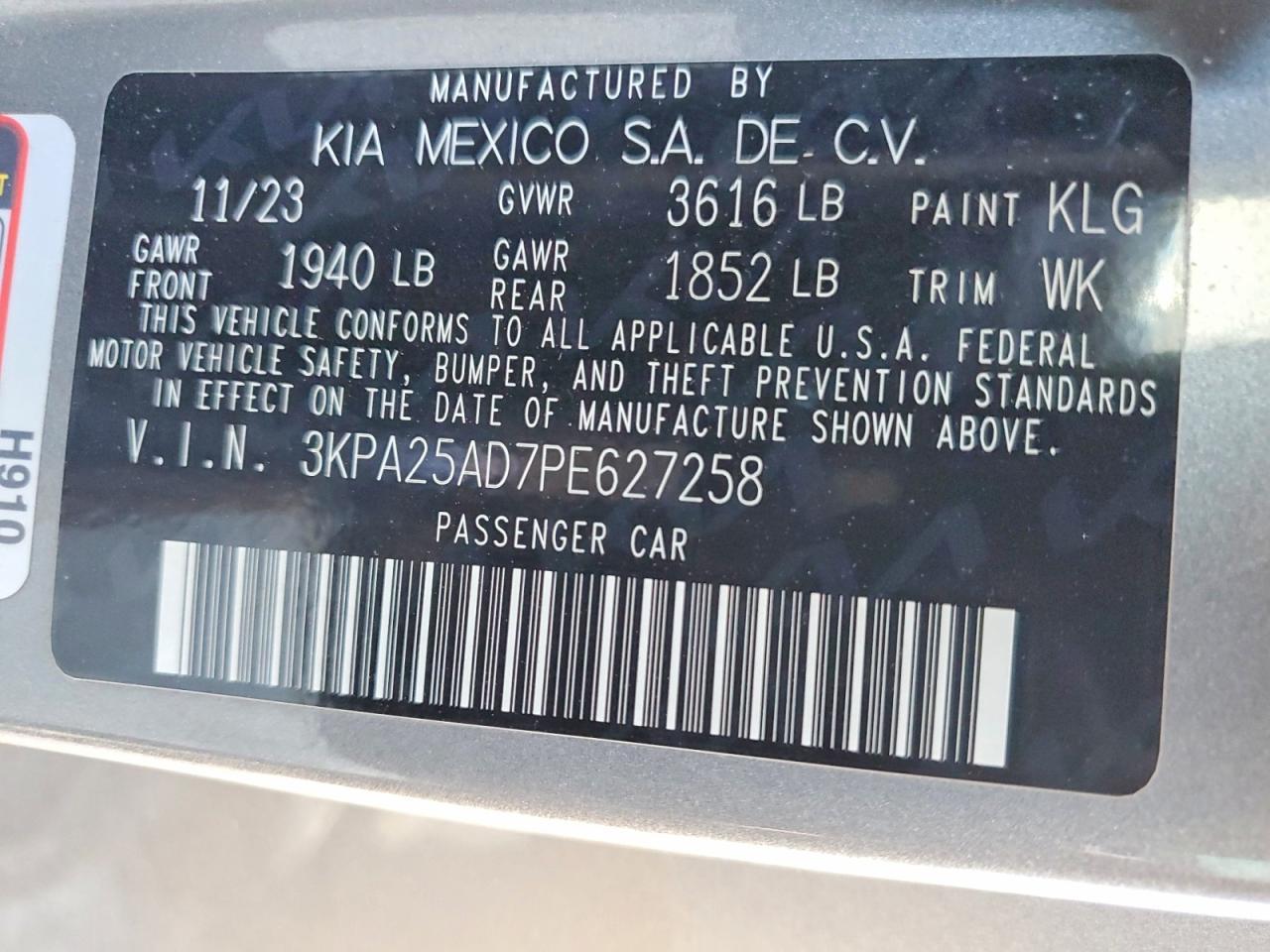 2023 KIA Rio s