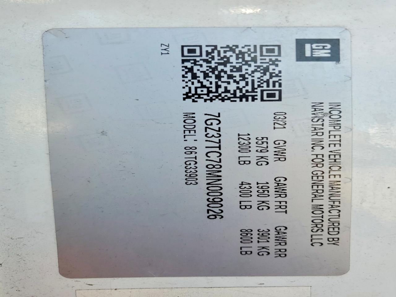 2021 GMC Savana BOX Truck