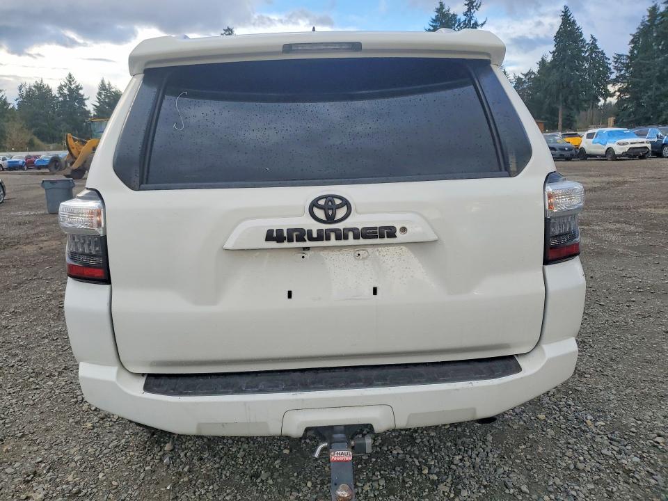 2014 Toyota 4runner SR5