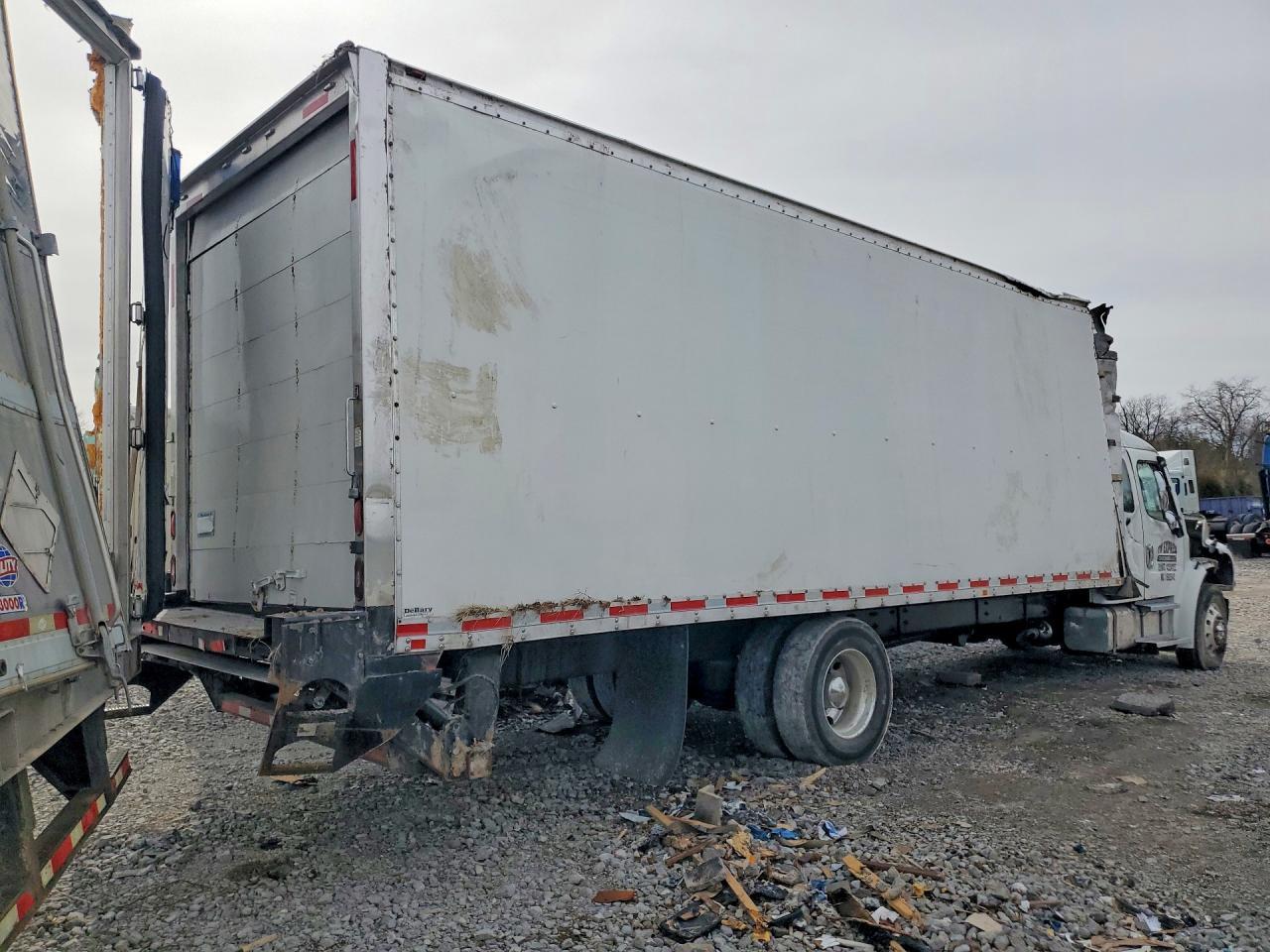 2020 Freightliner Business Class M2 BOX Truck