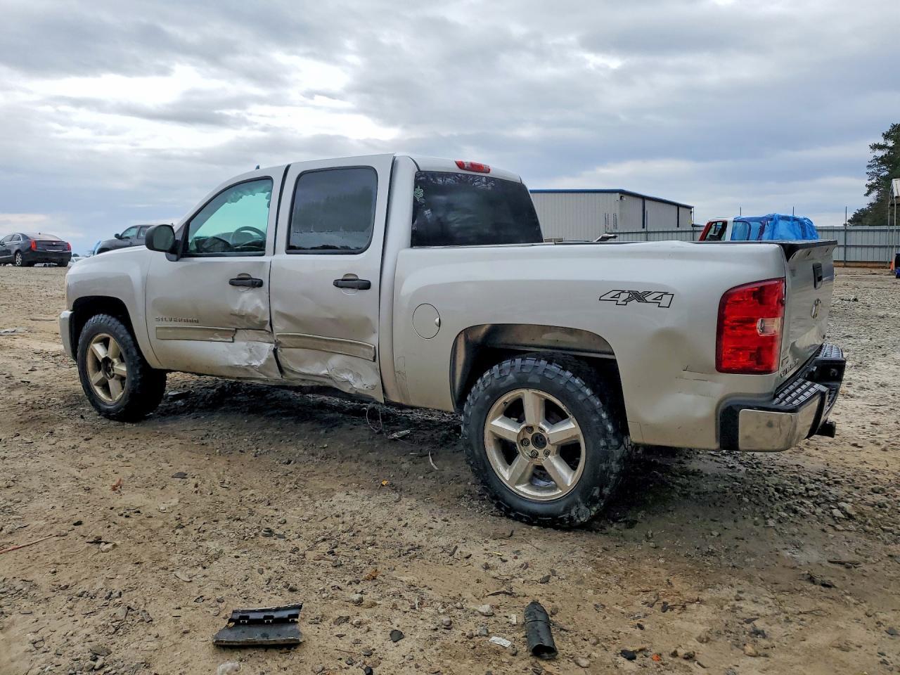 2011 Chevrolet Silverado K1500 LS