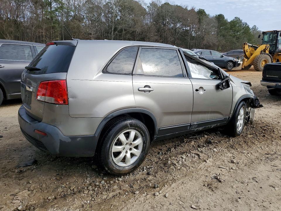2011 KIA Sorento lx