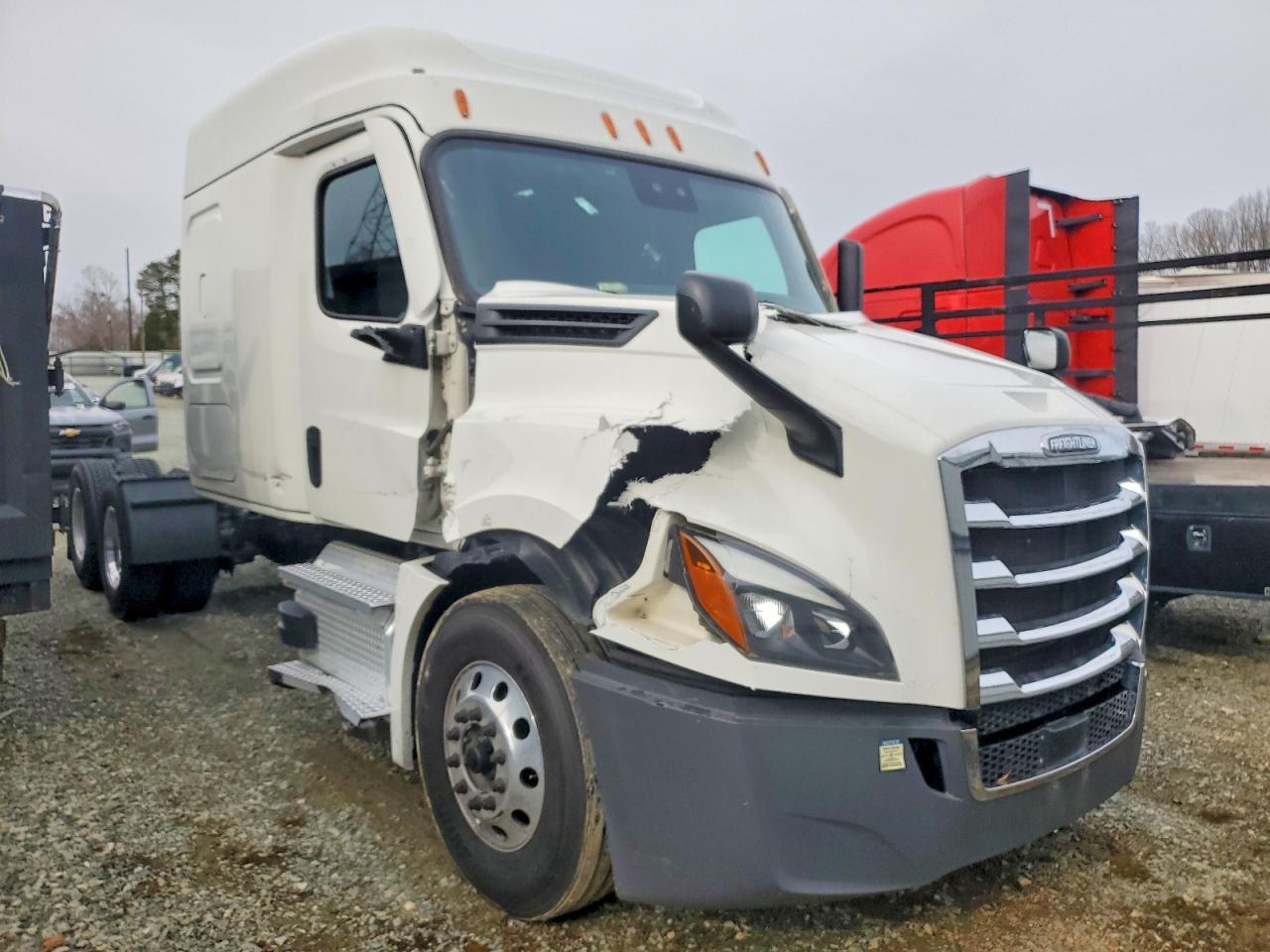 2021 Freigliner 2021 Freightliner Cascadia 126 Semi Truck
