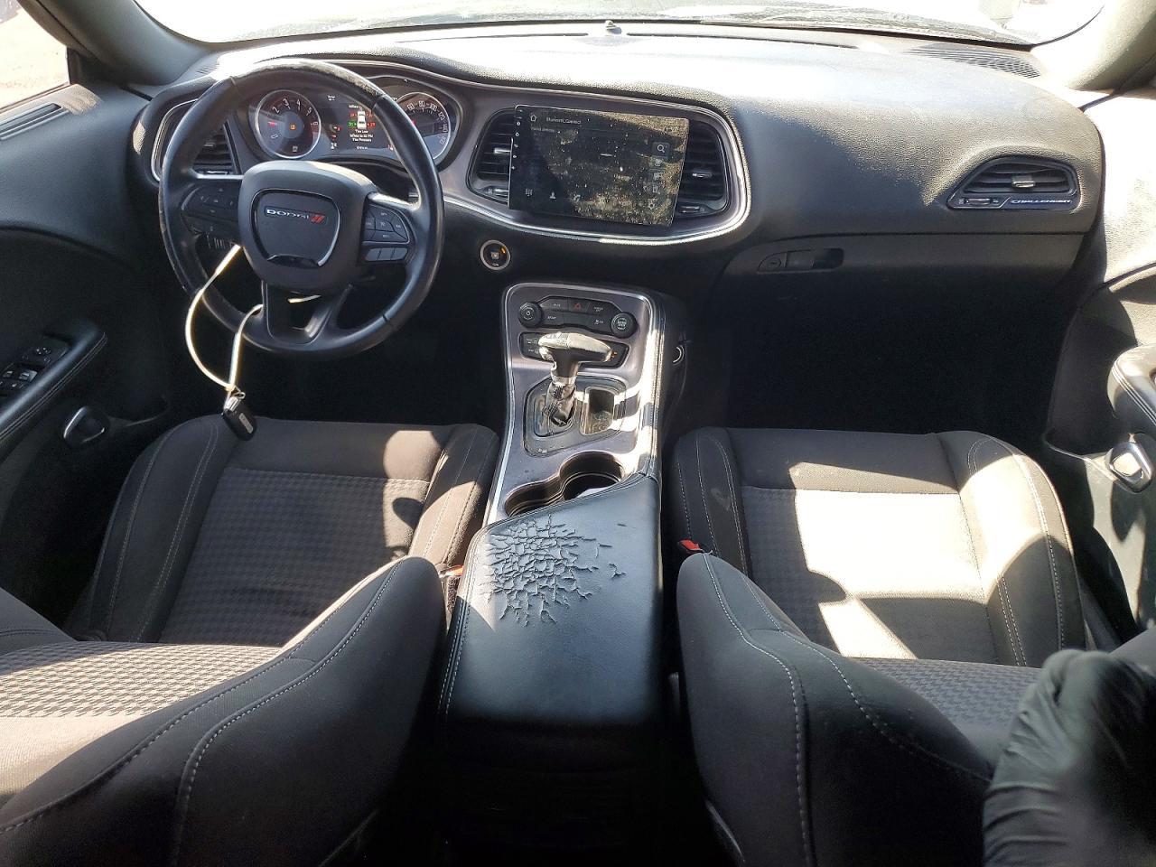 2018 Dodge Challenger sxt