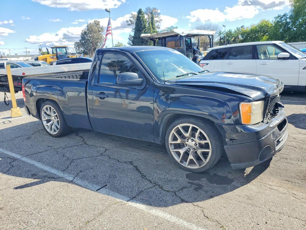 2013 GMC Sierra C1500