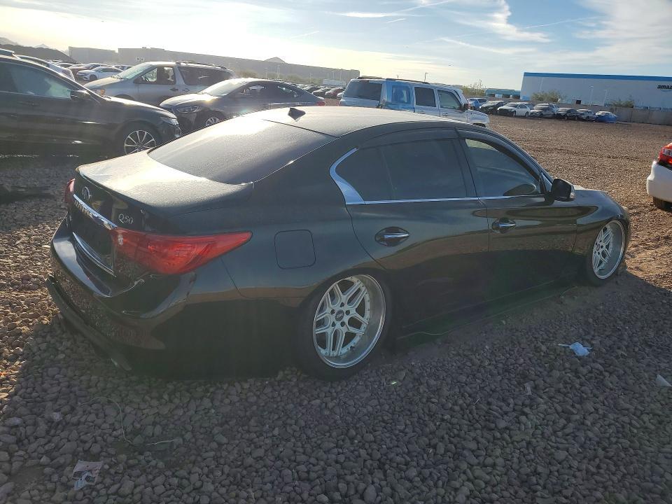 2015 Infiniti Q50