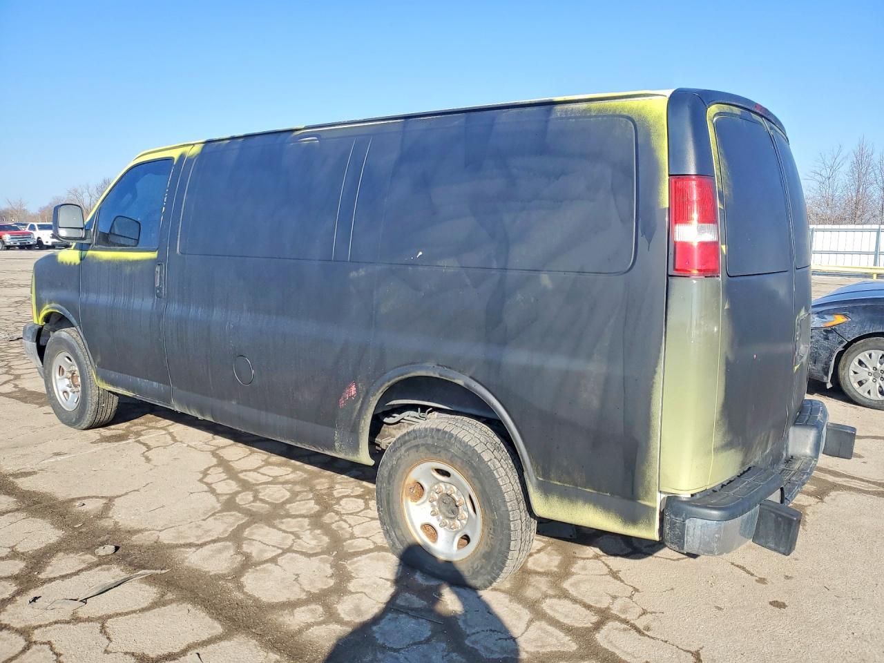 2020 Chevrolet Express G2500