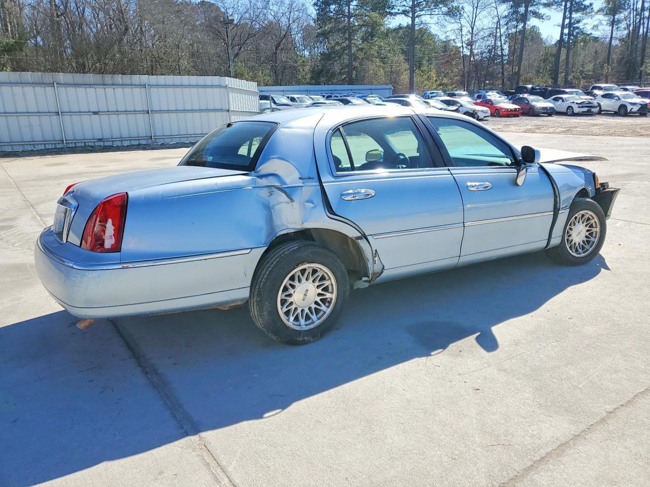 1998 Lincoln Town car Signature