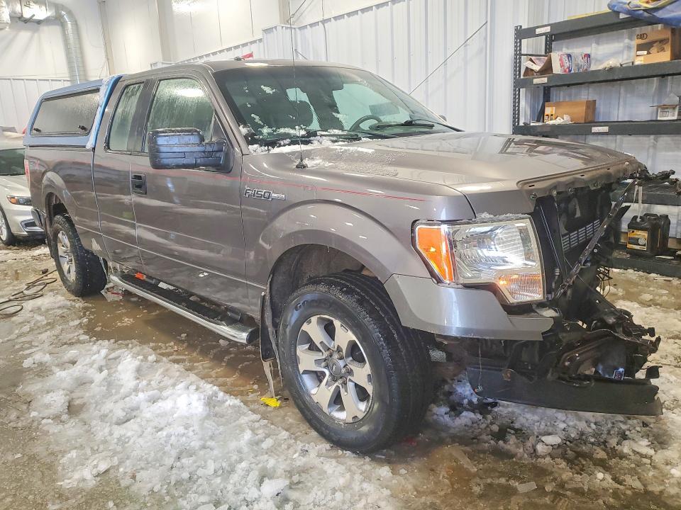 2014 Ford F150 Super cab