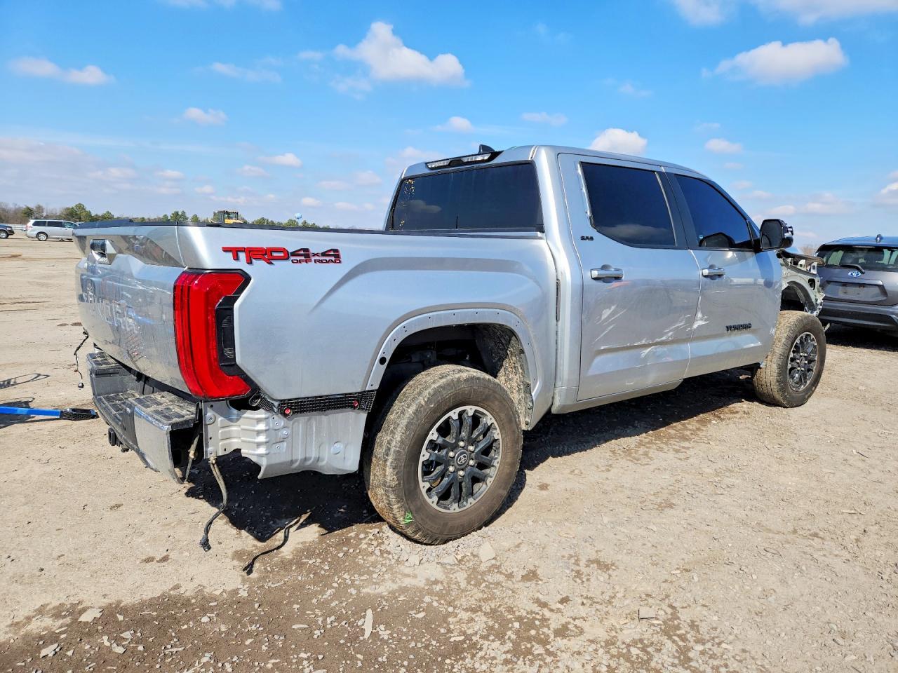2025 Toyota Tundra SR5
