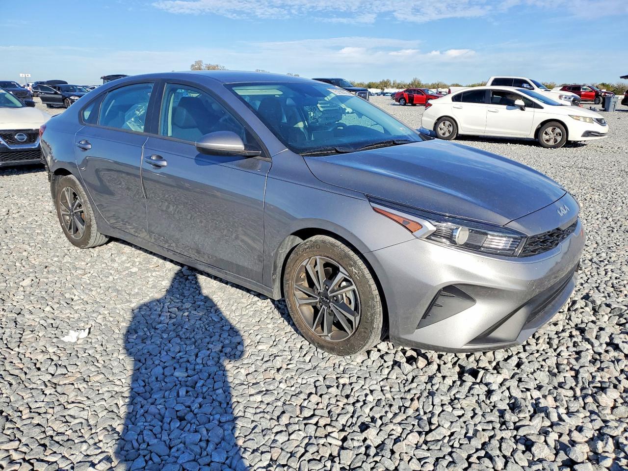 2024 KIA Forte lx