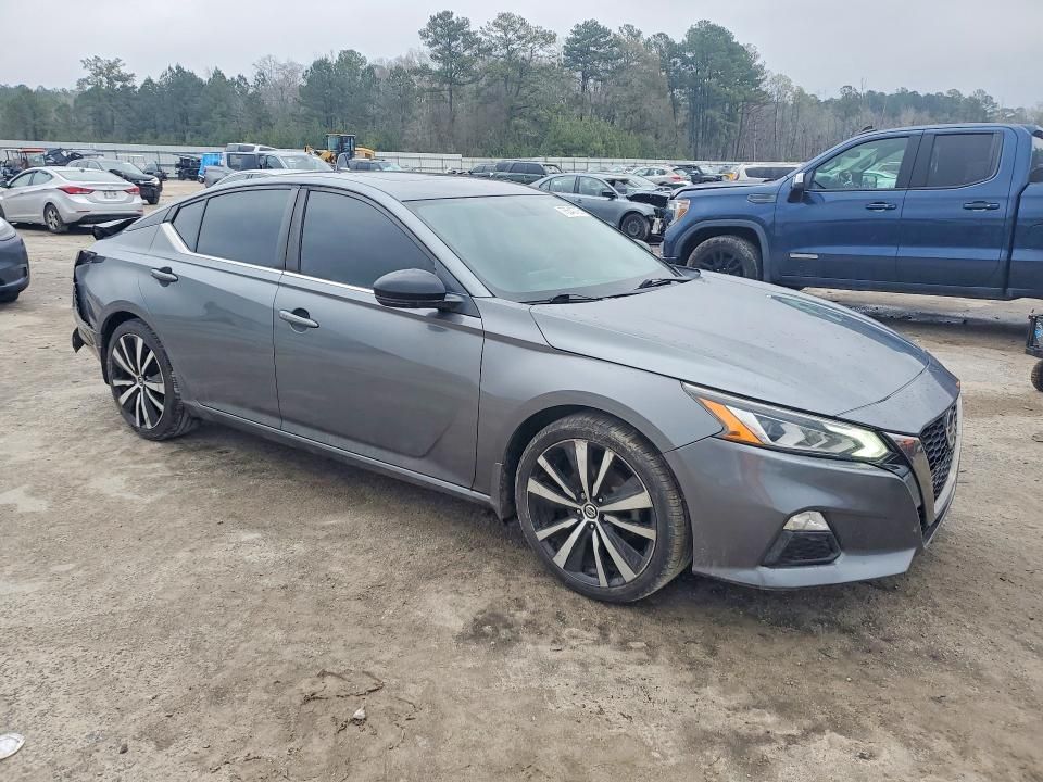 2019 Nissan Altima sr