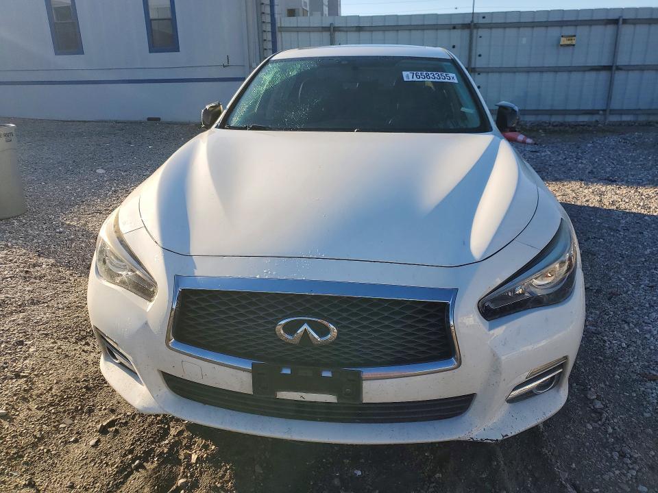 2017 Infiniti Q50 Premium