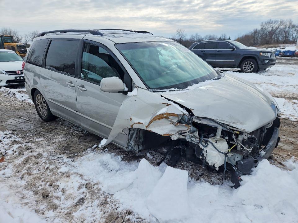 2007 Toyota Sienna xle 7-passenger