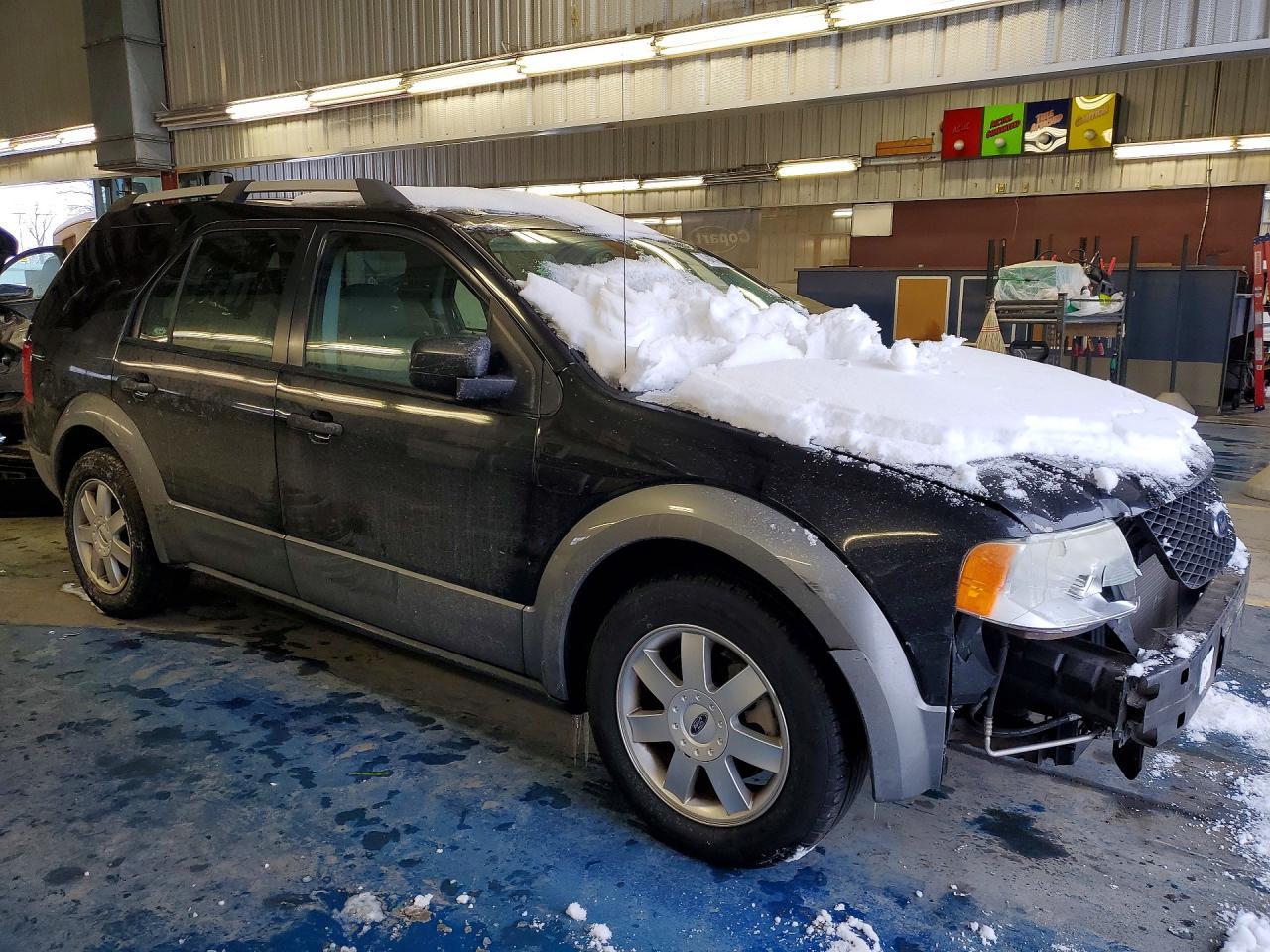 2005 Ford Freestyle se