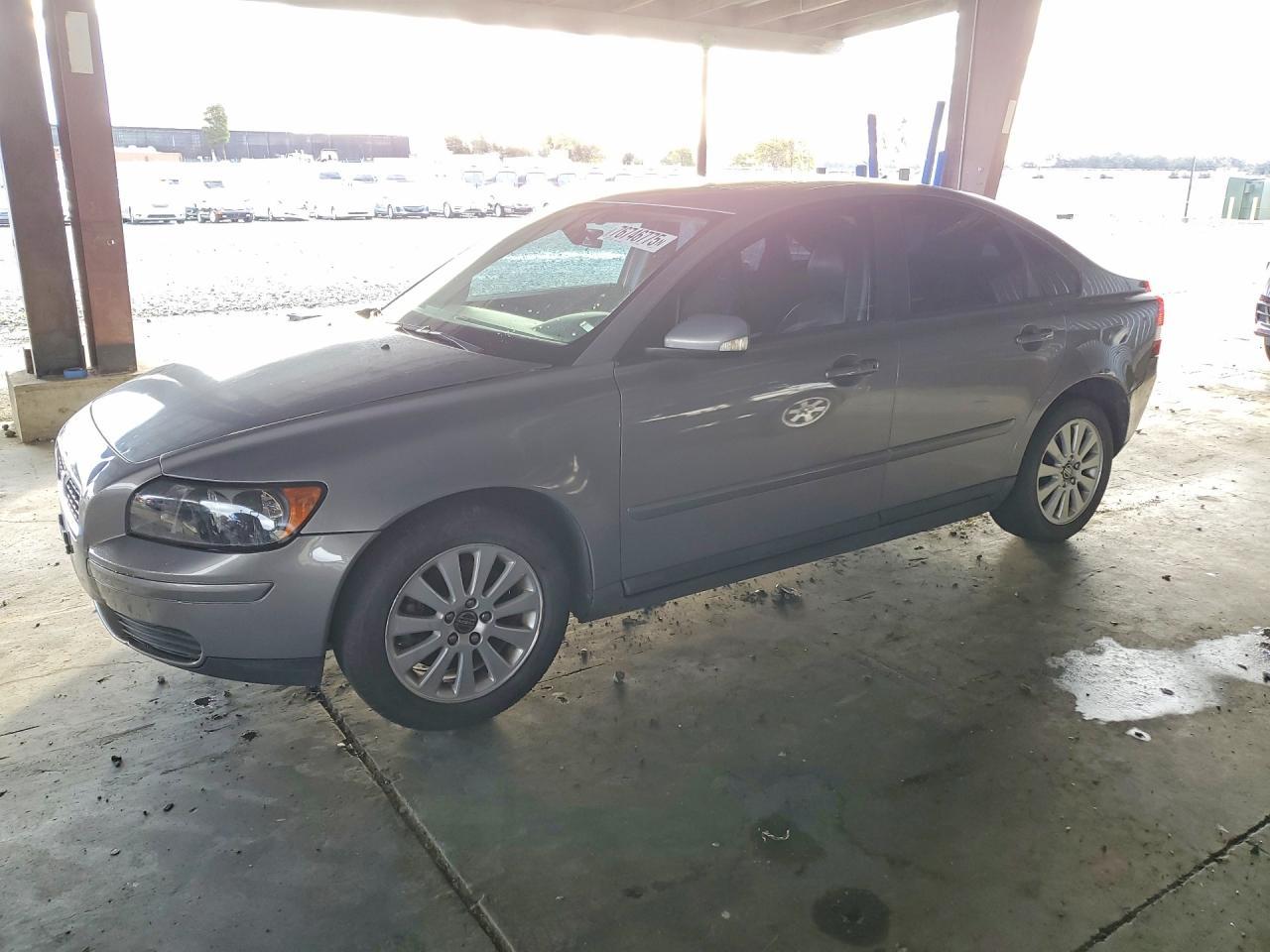 2005 Volvo S40 2.4i