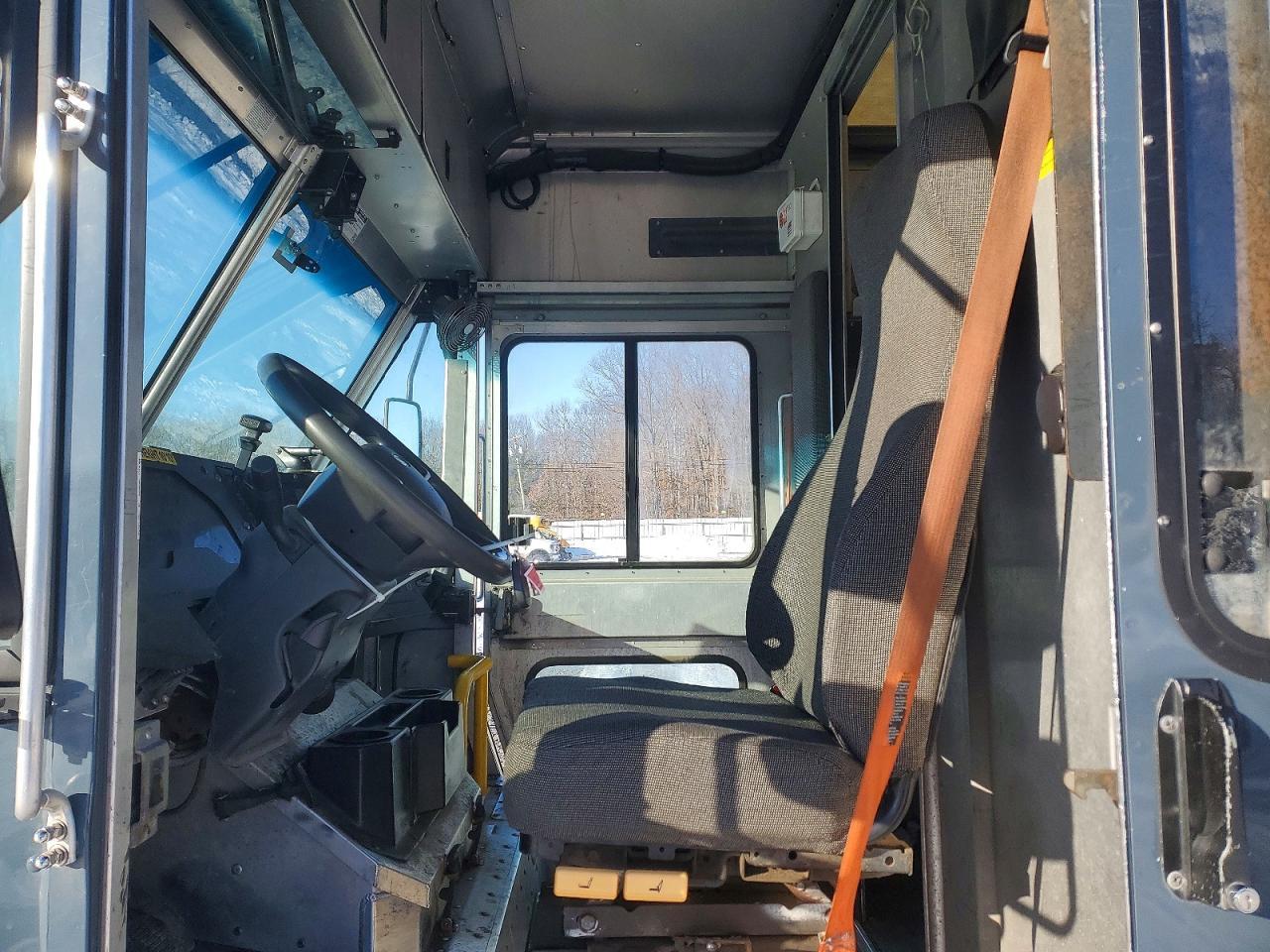 2021 Ford F59