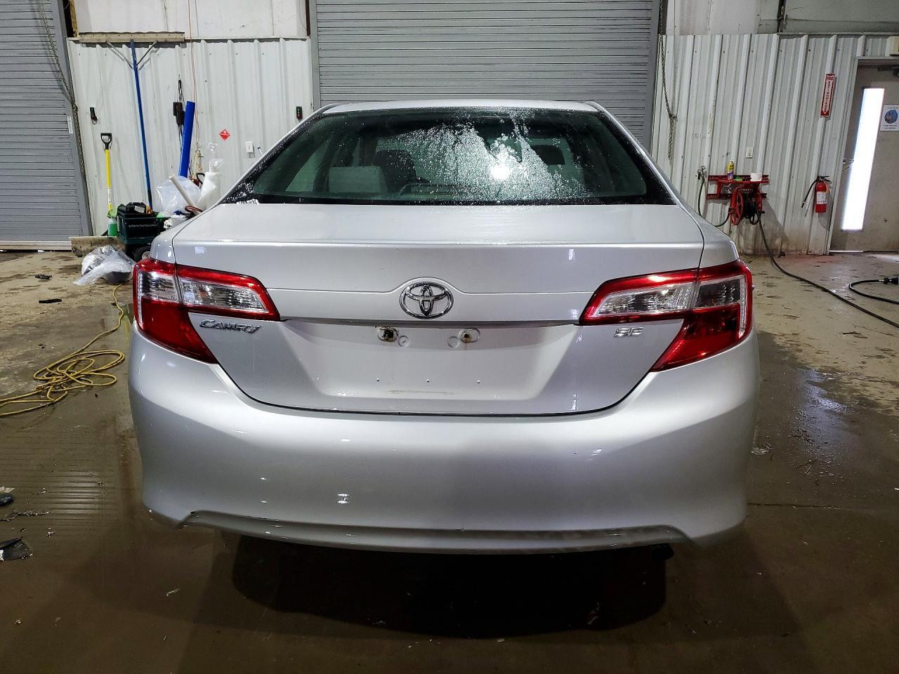 2012 Toyota Camry le