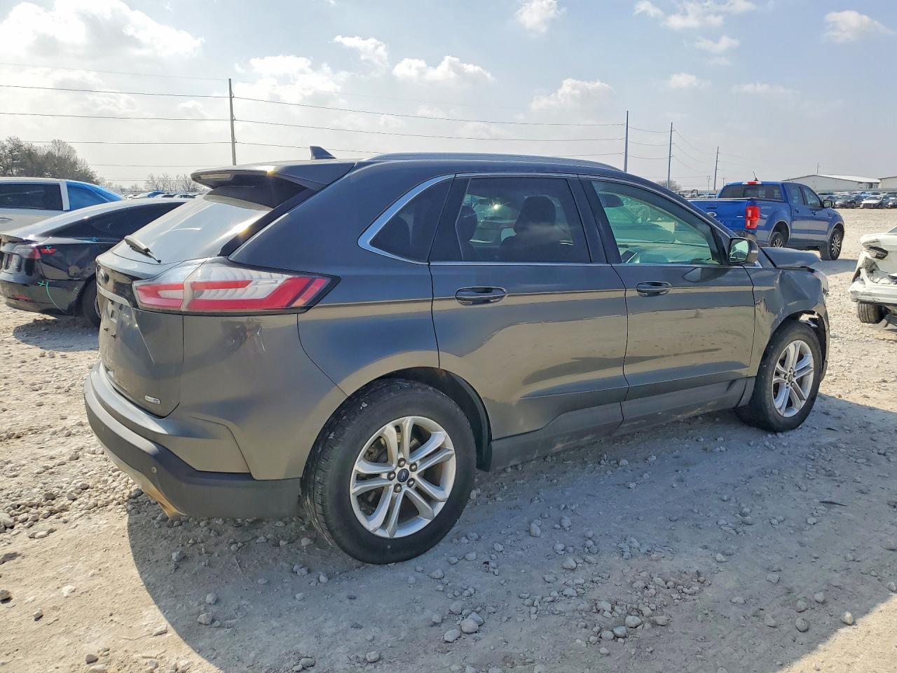 2020 Ford Edge sel