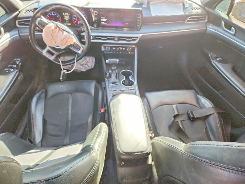 2022 KIA K5 gt Line