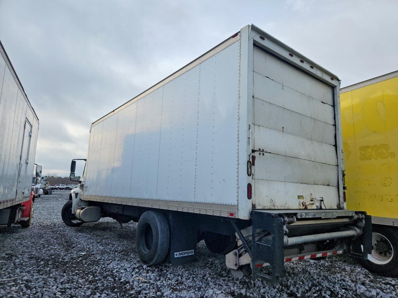 2013 International 4000 BOX Truck